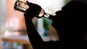 alkoholismoaren lehen zantzuak eta sintomak